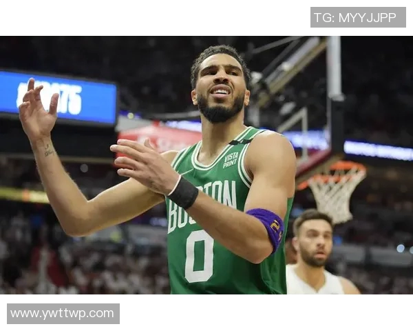 篮网vs凯尔特人前瞻：双探花塔图姆布朗对决布里奇斯，攻防大战一触即发